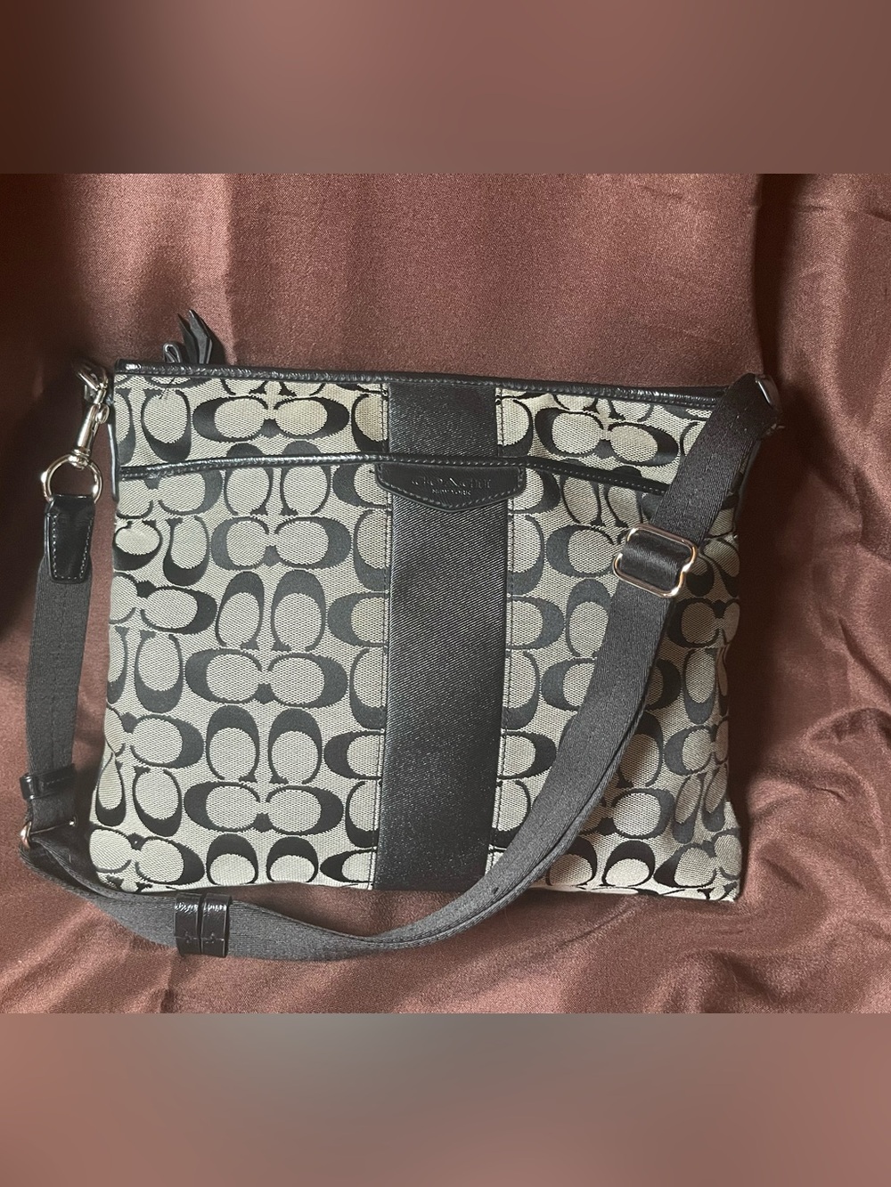 Authentic Coach Black & Gray Signature Stripe Crossbody File Bag F28502